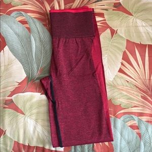 Seamless Victorias Secret Leggings in Red
